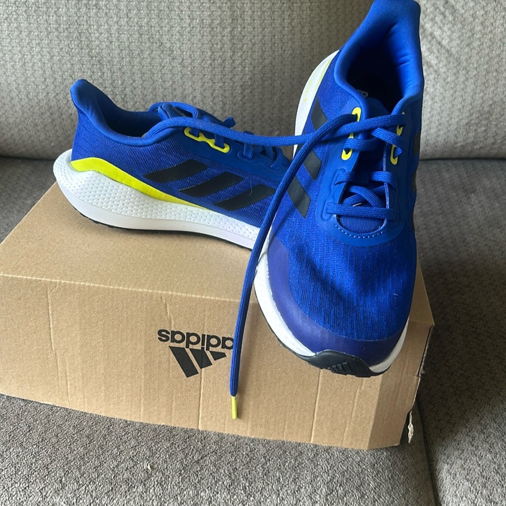 Adidas big boy shoes size 6